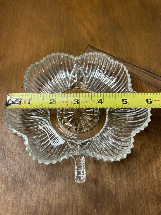 Federal Glass Shamrock Shaped Candy Nut Dish 6" Four-Leaf Clover Vintage Clear - Picture 5 of 5